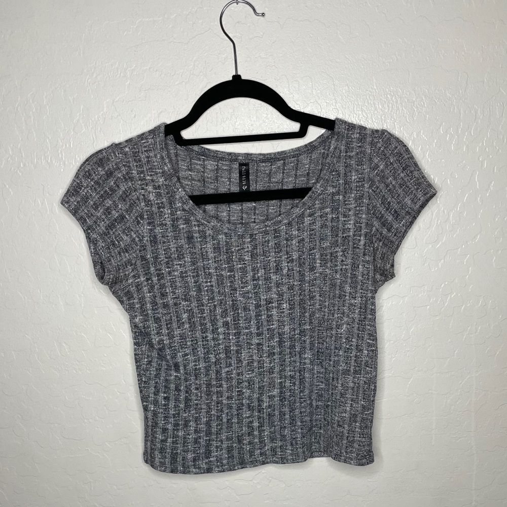 Tillys (full tilt) Grey t shirt